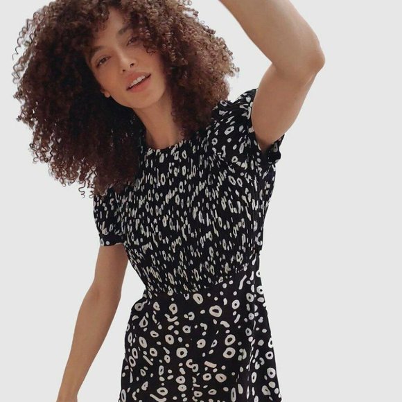 French Connection Doe Crepe Playsuit Dress Smocked Romper S US 6 - Picture 3 of 9